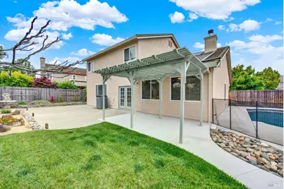 943 Fallsgrove Way, Vacaville, CA 95687 - Photo 53