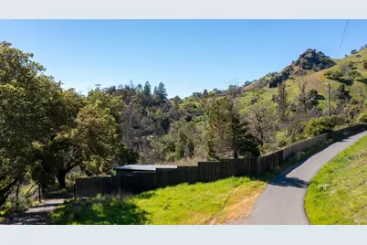 1470 Los Alamos Road, Santa Rosa, CA 95409 - Photo 5