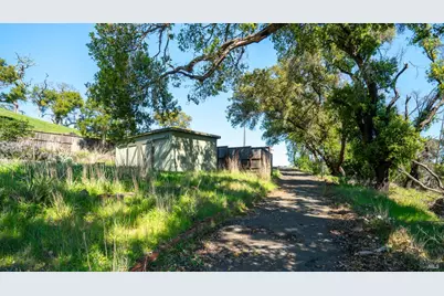 1470 Los Alamos Road, Santa Rosa, CA 95409 - Photo 13