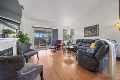 1007 Mayfield Way, Suisun City, CA 94585 - Photo 11