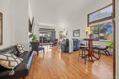 1007 Mayfield Way, Suisun City, CA 94585 - Photo 7