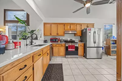 1007 Mayfield Way, Suisun City, CA 94585 - Photo 13