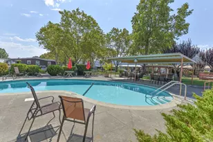 406 Burgundy, Calistoga, CA 94515 - Photo 23