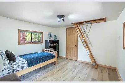 13387 Circle Drive, Old Station, CA 96071 - Photo 19