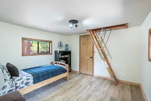 13387 Circle Dr, Old Station, CA 96071 - Photo 19
