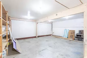 13387 Circle Dr, Old Station, CA 96071 - Photo 31