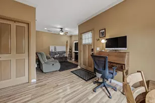176 Valley Oak Dr, Napa, CA 94558 - Photo 17