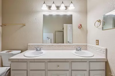4704 Shade Tree Lane, Santa Rosa, CA 95405 - Photo 19