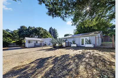 8813 Petaluma Hill Road, Penngrove, CA 94951 - Photo 3