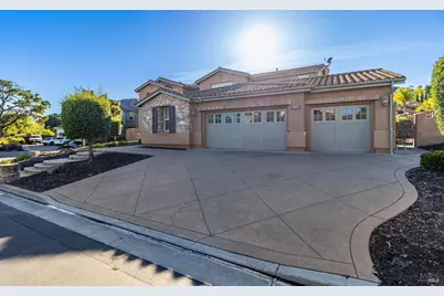 5325 Carole Ridge Court, Fairfield, CA 94534 - Photo 3