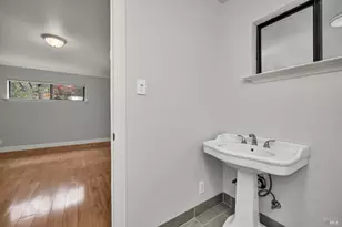 10005 Meadow Dr, Cobb, CA 95426 - Photo 11