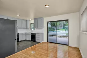 10005 Meadow Dr, Cobb, CA 95426 - Photo 5