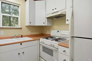 10313 Brookside Dr, Middletown, CA 95461 - Photo 11