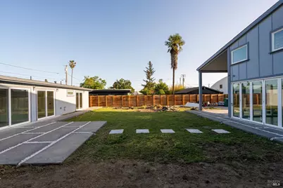 1421 Spruce Way, Healdsburg, CA 95448 - Photo 33