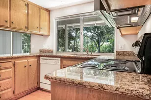 6487 Meadowridge Ct, Santa Rosa, CA 95409 - Photo 15