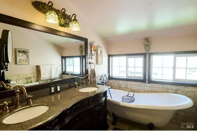 19400 Scenic Drive, Redwood Valley, CA 95470 - Photo 33