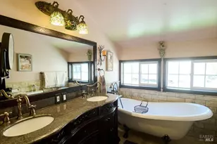 19400 Scenic Dr, Redwood Valley, CA 95470 - Photo 35