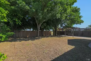 567 Shannon Dr, Vacaville, CA 95688 - Photo 21