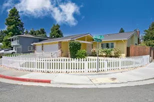 1600 Moraga Dr, Fairfield, CA 94534 - Photo 3