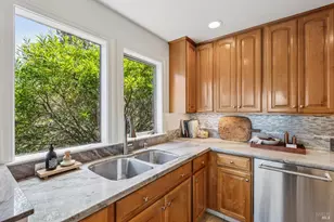 220 Donahue St, Sausalito, CA 94965 - Photo 23