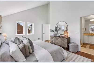 220 Donahue Street, Sausalito, CA 94965 - Photo 37