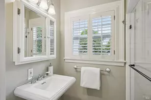 909 Slater St, Santa Rosa, CA 95404 - Photo 25