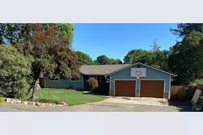 1725 E Madrone Drive, Ukiah, CA 95482 - Photo 1