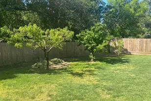 1725 E Madrone Dr, Ukiah, CA 95482 - Photo 25