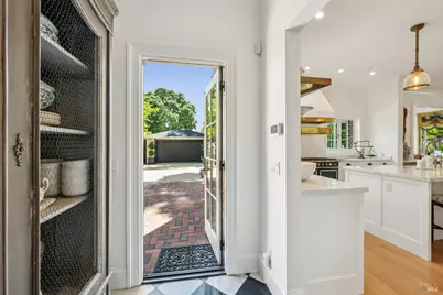 853 D Street, Petaluma, CA 94952 - Photo 25