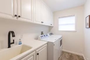 695 Chiquita Rd, Healdsburg, CA 95448 - Photo 15