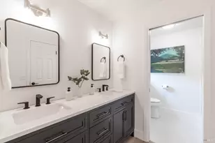 695 Chiquita Rd, Healdsburg, CA 95448 - Photo 25