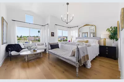 66 S Newport Drive, Napa, CA 94559 - Photo 5