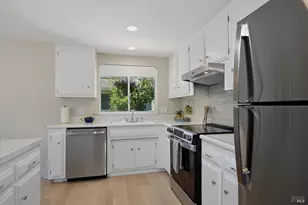 23 Valley Green St, Santa Rosa, CA 95409 - Photo 9