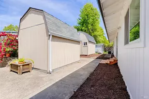 5105 Silver Lake Dr, Santa Rosa, CA 95409 - Photo 29