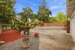 464 Benjamins Rd, Santa Rosa, CA 95409 - Photo 3