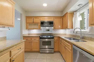 200 Foss Creek Cir, Healdsburg, CA 95448 - Photo 15