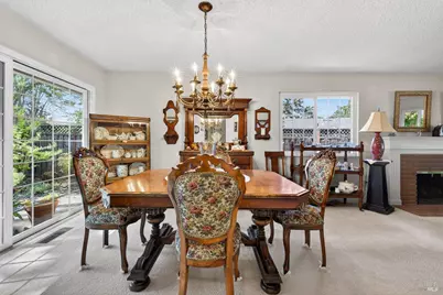 7569 Oak Leaf Drive, Santa Rosa, CA 95409 - Photo 9