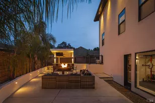 18015 Riverside Dr, Sonoma, CA 95476 - Photo 31