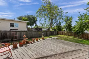 640 E L St, Benicia, CA 94510 - Photo 27