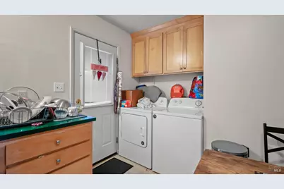 619 Kentucky Street, Petaluma, CA 94952 - Photo 23