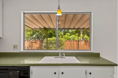 513 Myrtle Avenue, Rohnert Park, CA 94928 - Photo 11