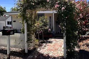407 Pine St, Capitola, CA 95010 - Photo 3