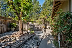105 William Cir, Cloverdale, CA 95425 - Photo 25