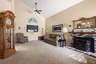105 William Cir, Cloverdale, CA 95425 - Photo 3