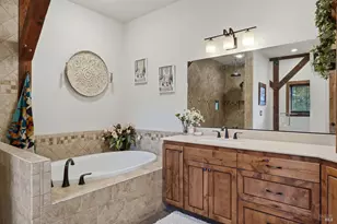 19676 Hwy 175, Middletown, CA 95461 - Photo 45