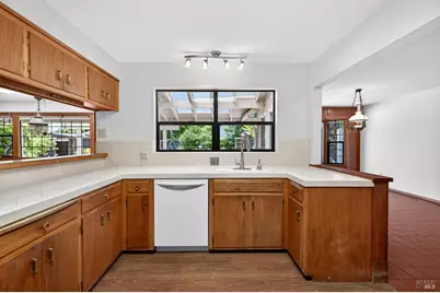 2453 Delevan Way, Santa Rosa, CA 95404 - Photo 29