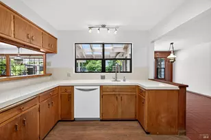 2453 Delevan Way, Santa Rosa, CA 95404 - Photo 29
