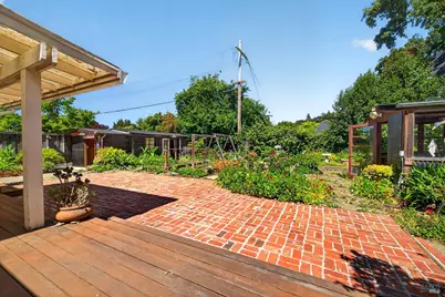 2453 Delevan Way, Santa Rosa, CA 95404 - Photo 17