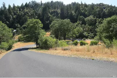 15951 Tomki Road, Redwood Valley, CA 95470 - Photo 33