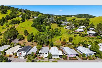 55 Marin Valley Drive, Novato, CA 94949 - Photo 27